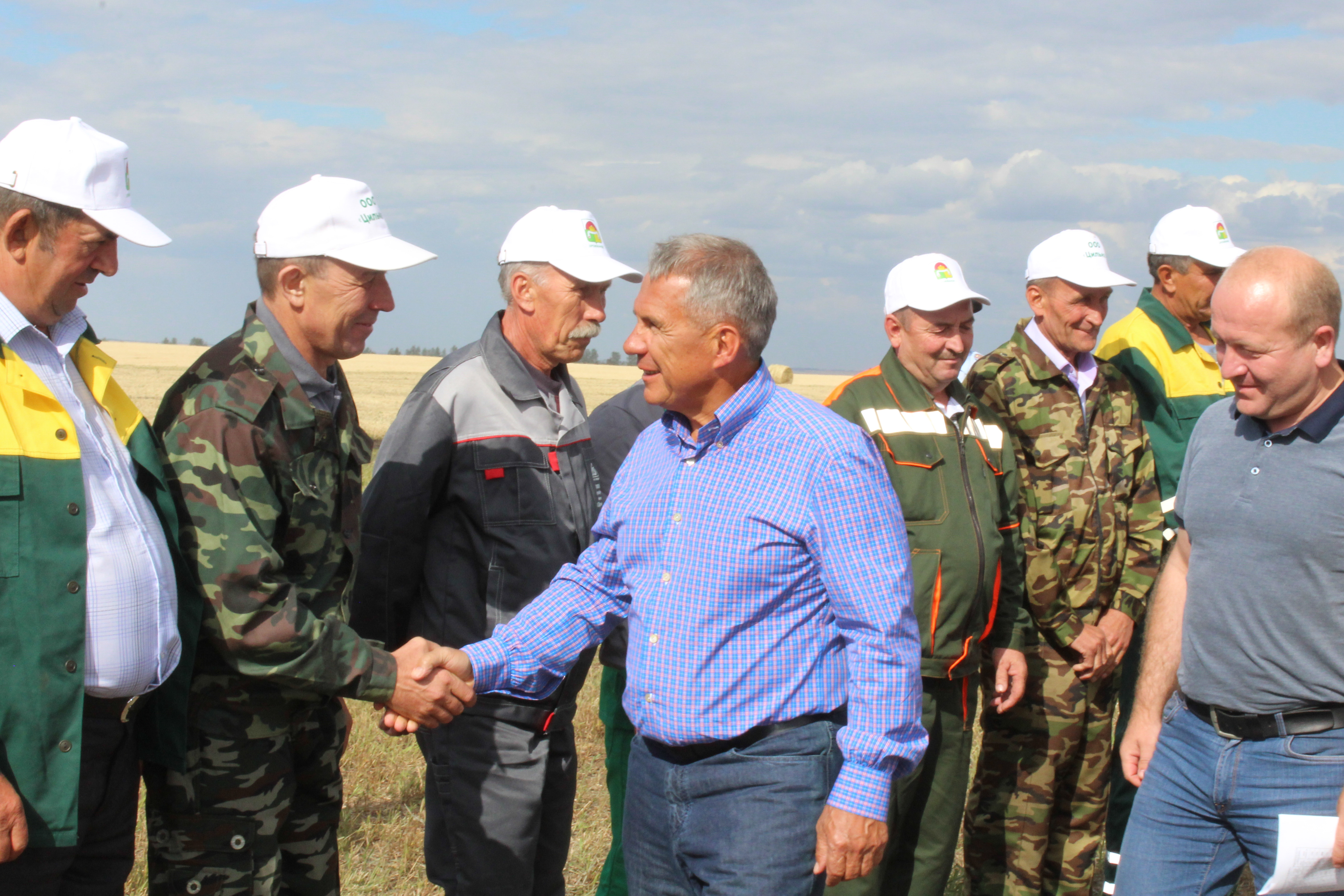 Родной край газета дрожжановский. Дрожжановский район татарстандрожжановск. Родной край Дрожжановский Дрожжановский район. Село Убеи Дрожжановского района.