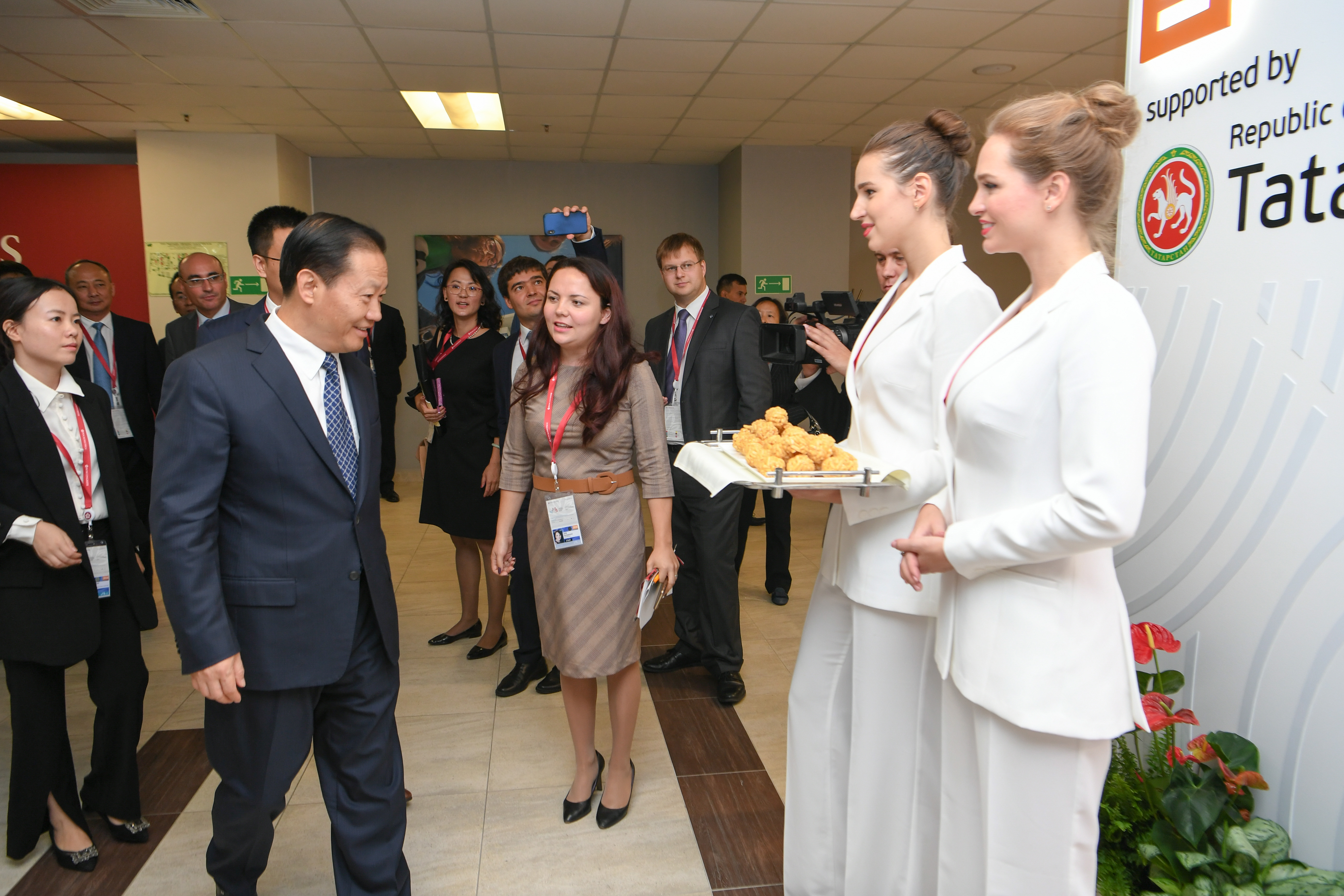 Татары мусульмане. Едим рт. Едим рт. Алмаз хусаинов дирекция. Роспотребнадзор в детском садике на пищеблоке.