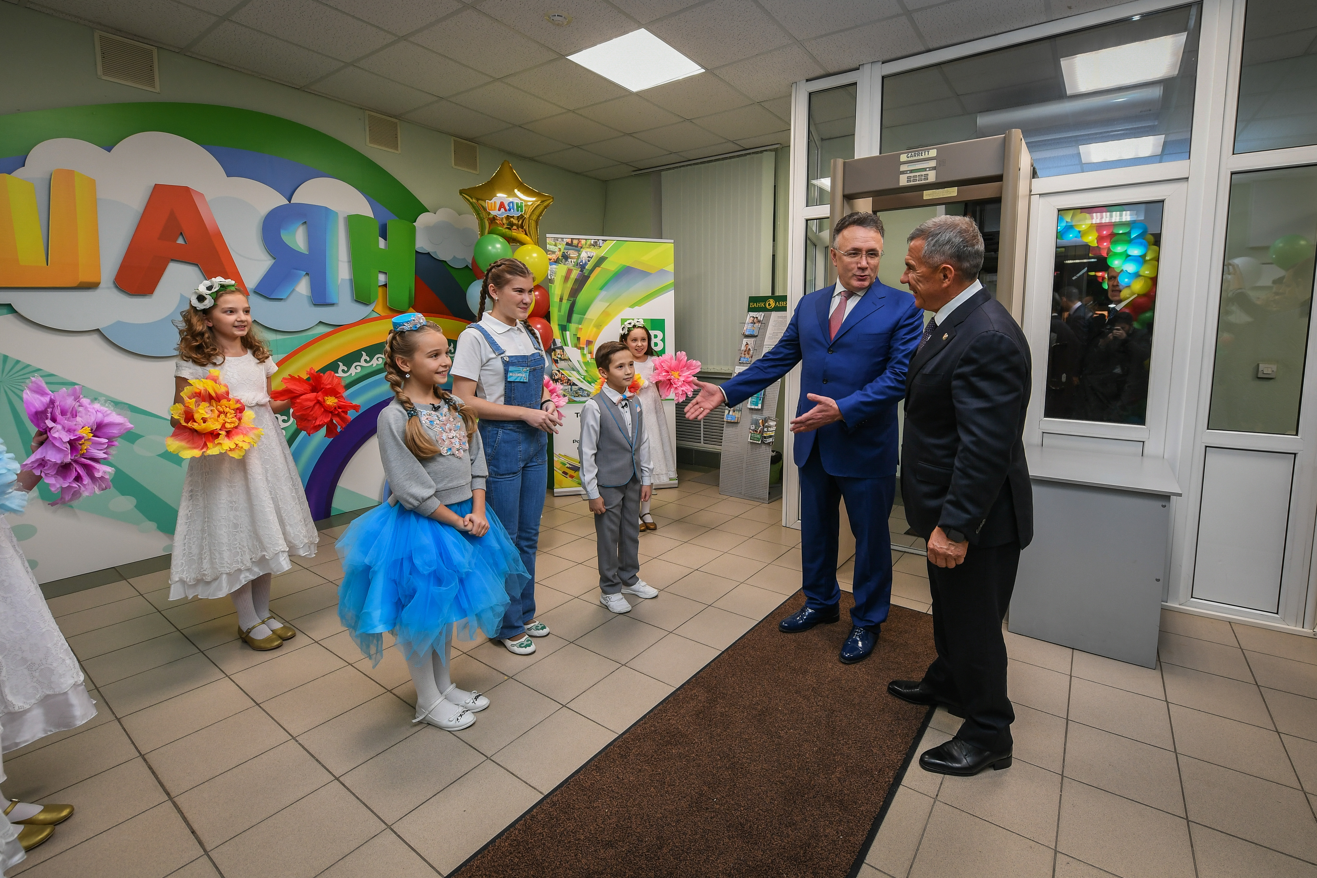 телеканал приключения. телеканал детский. телеканал детский смельчак. авторские детские программы. школа героев канал детский.