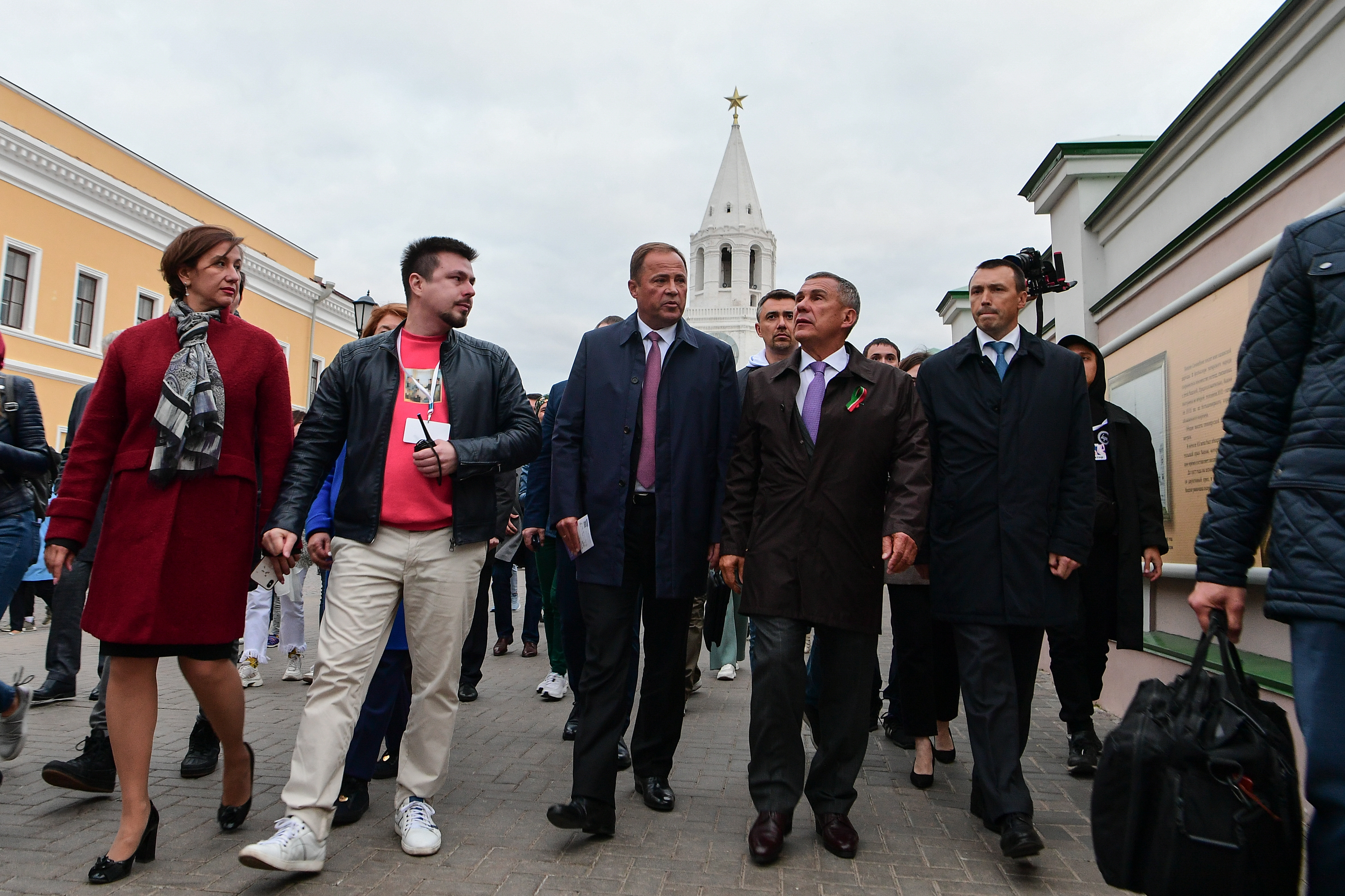 Премия главные герои. Служба безопасности президента Республики Татарстан. Начальник службы безопасности президента РТ. Главные герои 2019 в Казани. Татарстан Республика главные герои 2019.