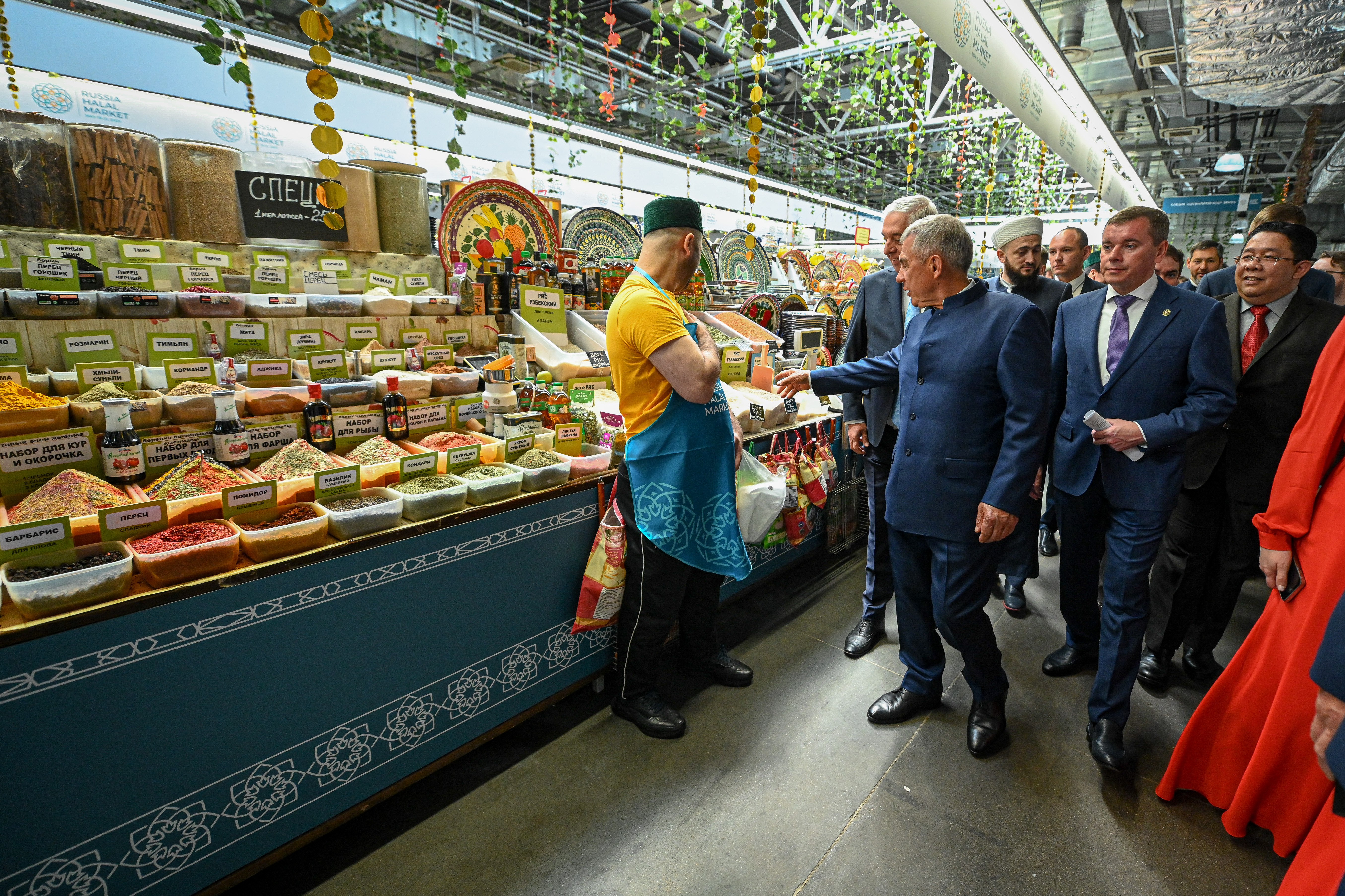 Маркет сегодня. Товары земли Югорской. Югорские продукты. Югорская ярмарка. Дегустация продукции объявление.